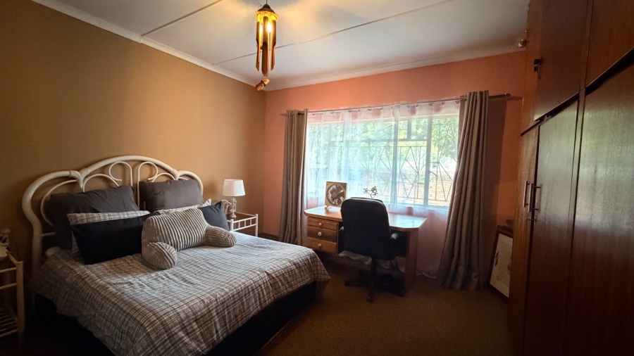 3 Bedroom Property for Sale in Potchefstroom South North West